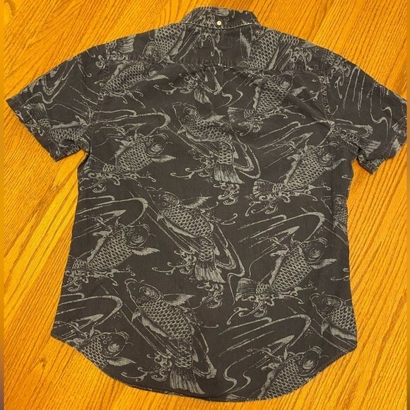 Ralph Lauren Slim Fit Button Down Short Sleeve Fish Print Shirt - Picture 4 of 13